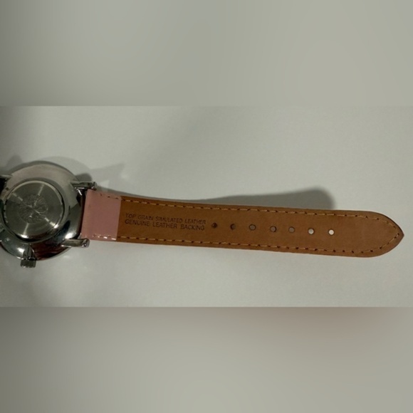 Anne Klein Women’s 38mm Dial Watch Pink Leather Band Wristwatch Battery needed - Picture 6 of 10